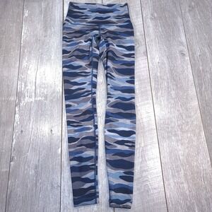 Lululemon Womens Wunder Under Leggings Size 6 Mini Coast Camo Deep Navy